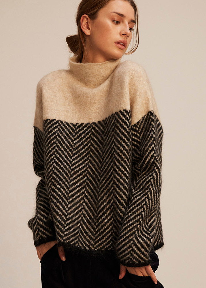 Celeste | Zigzag Knit Turtleneck Sweater