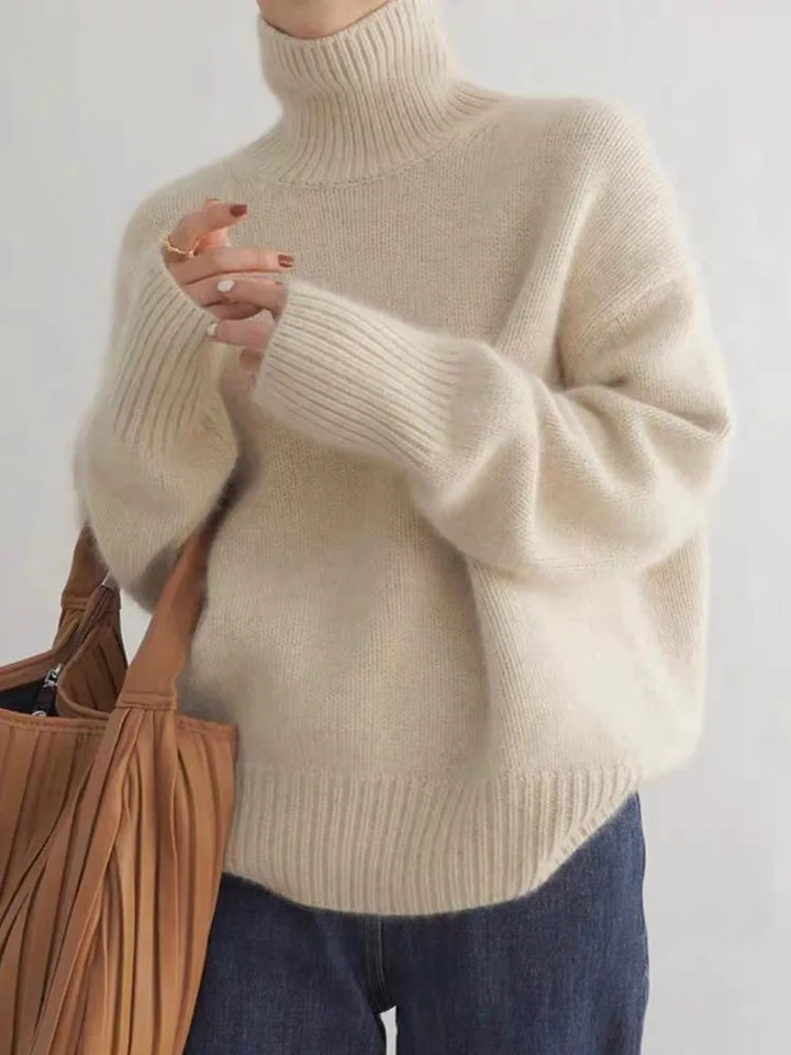 Caroline | Cashmere Turtleneck with Timeless Softness