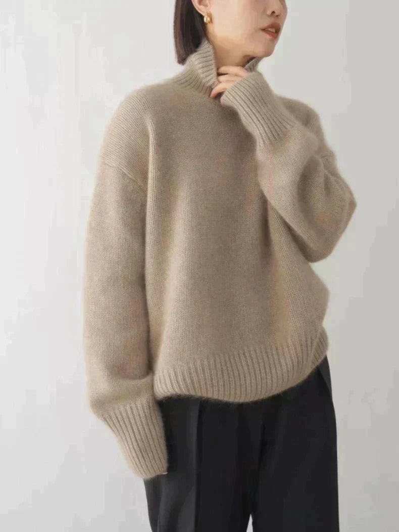 Caroline | Cashmere Turtleneck with Timeless Softness