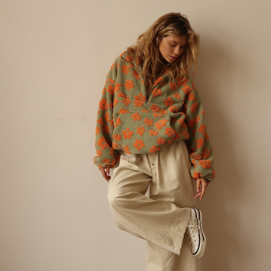 Marilyn | Floral Knit Sweater with Soft Warmth